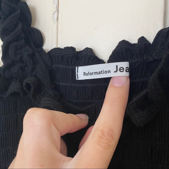 Reformation Leonore Smocked Black Crop Top Small - Picture 3 of 6